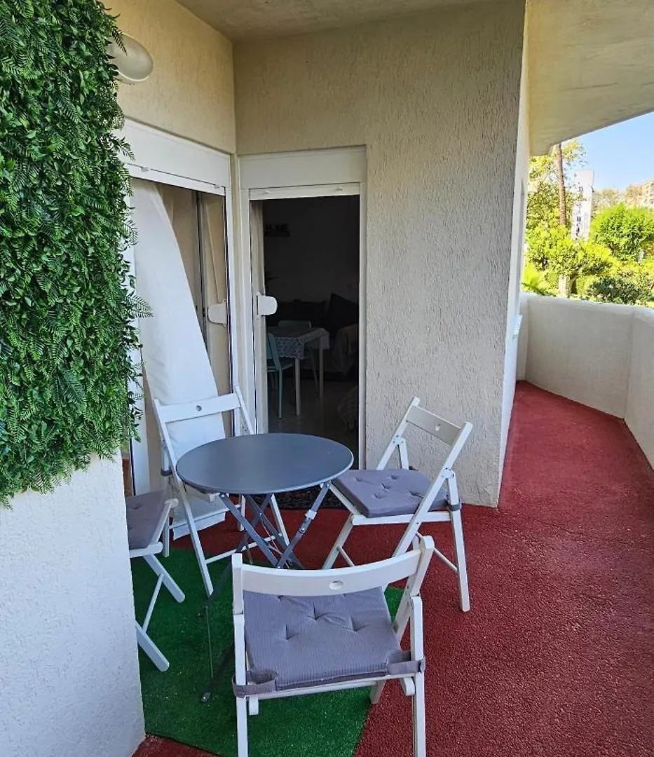 Apartment Benalbeach - Comodo Y Luminoso Benalmadena Spain